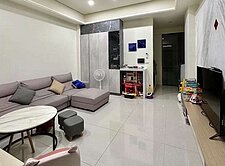 信義國中小前院車庫別墅