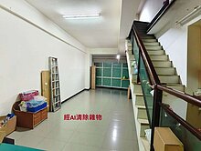 鹽埕稀有27坪商四透店，臨20米路近駁二輕軌