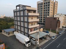 近中壢好市多-傳世級電梯透店