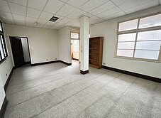 樂福郁雯👉️台中車站稀有7米半大面寬透天