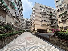 樂福郁雯👉️豬事圓滿公園大坪數3改2房電梯美廈