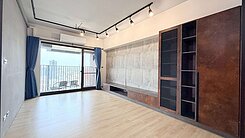 東方紐約視野帝王戶三房平車稀有釋出