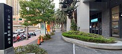 親家Qest 關新商圈合法夾層金店面3平車