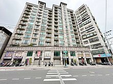 誠售出價談⭐正馬路店面⭐距離樹林火車站大約1公里
