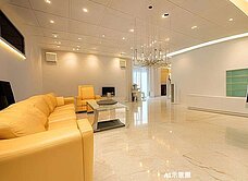 三多商圈稀有釋出大四房公寓