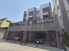 岡山竹圍氣派全新大面寬電梯雙車透天別墅