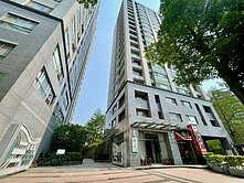 仁愛特區太平洋時代明亮3+1房坡平車位-饒庭華