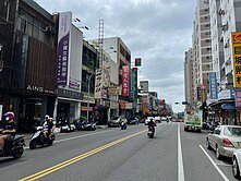 中壢市區核心大面寬三角窗透店