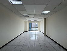 近三重站採光辦公大樓