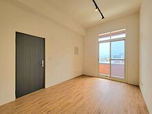 大里立新學區~廣三甲天廈全新屋況2房+平車美屋