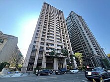 美術館｜青海商圈★質感裝潢雙衛開窗3+1房平車