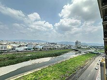 東區超美永久棟距河畔三房平車景觀戶