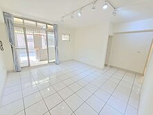 竹圍國小旁 [稀有一樓] 華廈超值正3房