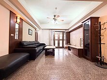 中央公園|文化中心|大露臺|四房車位{贏家}