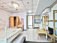 【後站商圈府中捷運】溫馨景觀套房/有管理垃圾代收