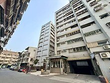  中庄商圈★舒適大空間大4房平車★全屋翻修美宅邸