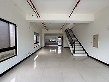 🌳龍潭雙層店住🌳室內45坪、雙車位、三面採光