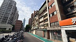 信義區55坪大五房｜雙主臥三衛浴｜換屋/三代同堂