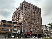 O14鳳山國中站(鳳山國中)雙陽臺大二房+好停車位