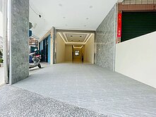 (娜)瑞隆商圈/全新翻修/可分租套房騎樓透天