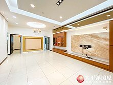 💖鄰中路藝文特區｜品藏一樓 3+1房雙車花園戶