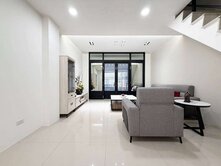 * 安南區海中街.翻新大車庫住家..地約35坪