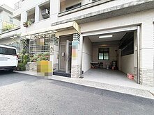 善化火車站近南科美車墅