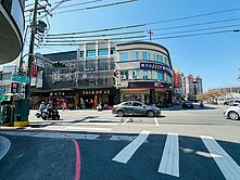  岡山仁壽路20米路上/面寬5.5米店住質感透天