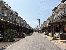 觀音新坡前院停車美別墅~皇家大院~