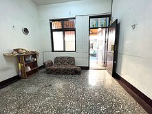 五甲商圈便宜透天-公寓價買透天厝