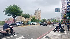 愛買中華路臨路小坪數建地-店地