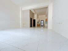 「采靚」沙鹿全新｜臨路電梯｜五大套房別墅