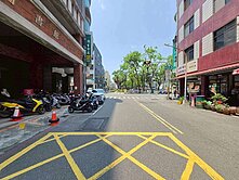 極推)瑞隆商圈☆公園圖書館室內超大坪數四房加車位