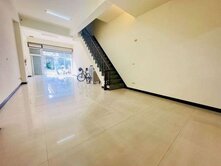 ★復興學區~裕文國小旁~臨20米路金店住透天