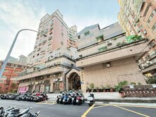 逢甲上石國小三房+車位