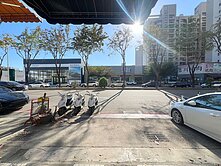 南屯正五權西路臨路透天朝南黃金店面權狀86坪地27