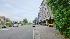 俗俗賣了~前鎮雙捷運☆15米臨路財源滾滾金透店