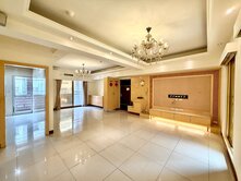 小池｜愛琴海｜室內31坪大三房+大露臺｜衛浴開窗