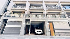 「專約」小港孔宅/寬面併排雙車輕齡車/姿