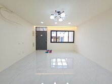 地32坪✨ 大里精華地段｜全新整理透天 ✨