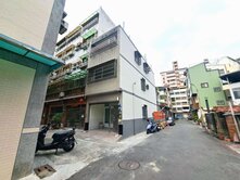 高科大建工商圈全新整理邊間停雙車透天