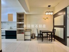 近平實大兩房平車華廈	