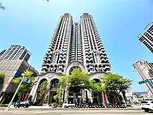 R16左營高鐵鉑愛悅2房+車位