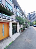 吉田秀墅‧雙車雅居 | 商圈綠境‧靜謐渡假🌿🌿