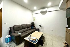 宜市輕屋齡2房車位華廈