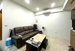 宜市新生國小旁2房車位華廈~台灣房屋婕如~小豬