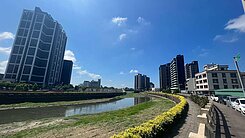 華興重劃區【凡賽斯花園】景觀大2房2衛+B1平車