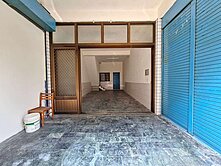 五甲家樂福8米街騎樓透天