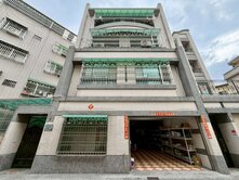 英明國中｜超面寬８米雙車墅｜鬧中取靜