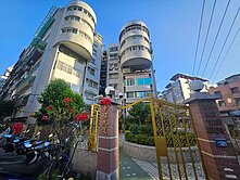 (201)近新光三越*低公設*一樓*3房+坡平車位